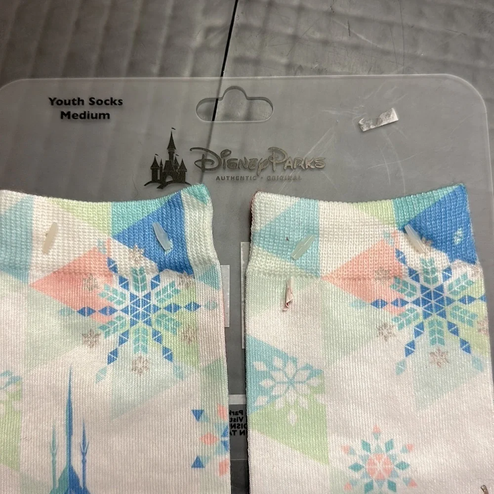 DISNEY PARKS YOUTH MEDIUM SOCKS FROZE ELSA AND ANNA